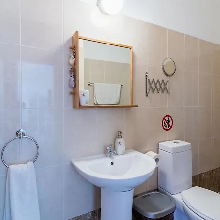 Appartement Glade - 1 Bedroom W Balcony In Larnaca