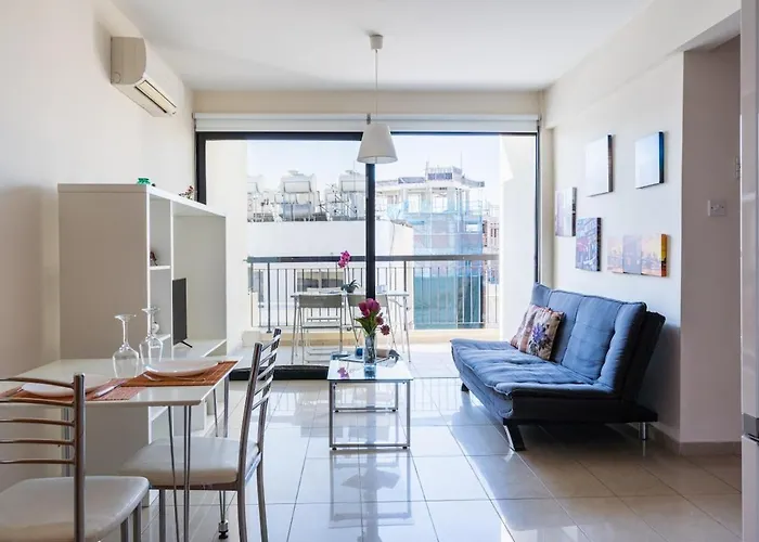 Glade - 1 Bedroom W Balcony In Larnaca