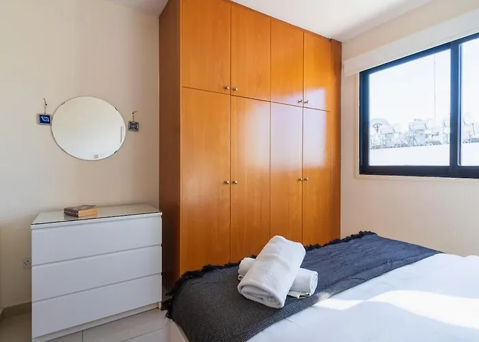 Glade - 1 Bedroom W Balcony In Larnaca