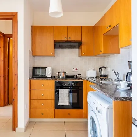 Glade - 1 Bedroom W Balcony In דירה