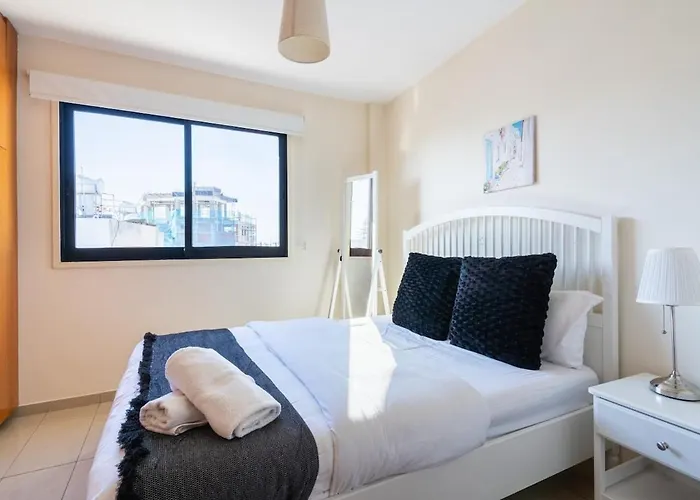 Glade - 1 Bedroom W Balcony In Ларнака